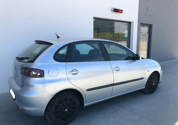 Seat Ibiza cena 4900 przebieg: 275574, rok produkcji 2006 z Rajgród małe 211